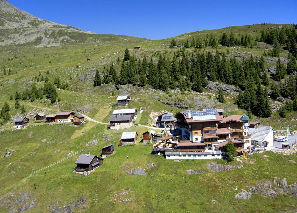 Hotel Silbertal - Almhuetten Sölden Chambre photo