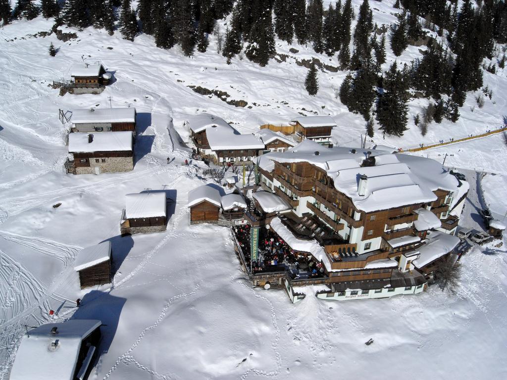 Hotel Silbertal - Almhuetten Sölden Chambre photo